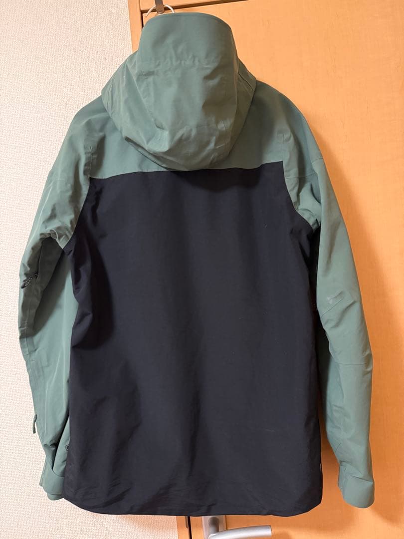 686 スノーボード ウェア ジャケット ゴアテックス GORE-TEX
