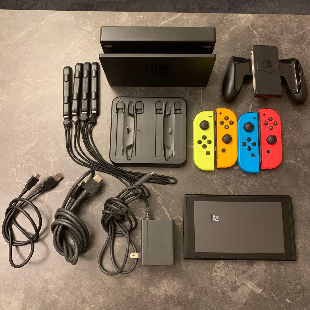 【美品】Nintendo Switch 本体 おまけ付