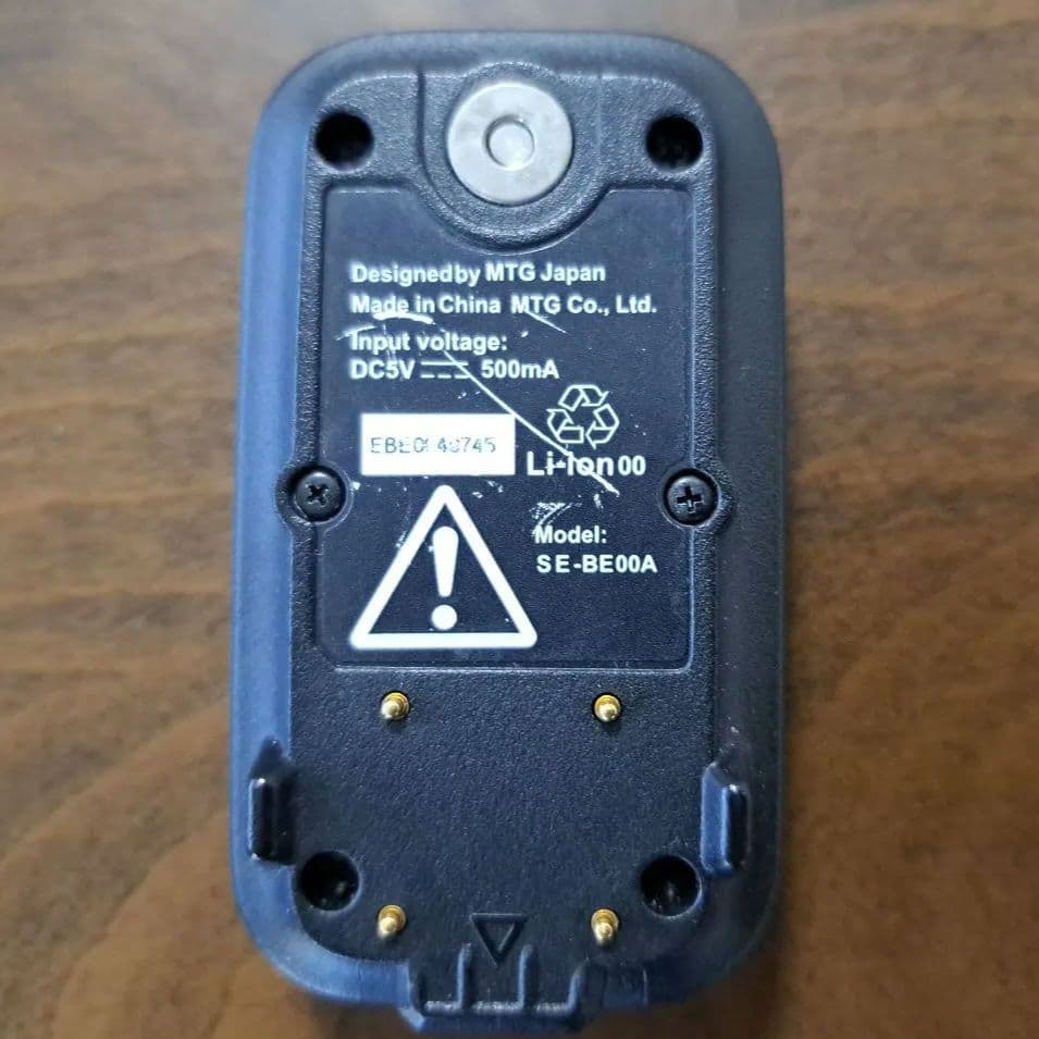 SIXPAD 専用ケース付　LSizeコントローラー、スプレーボトル付き