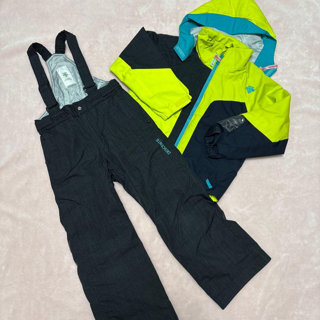 DESCENTE デサント　スキーウェア スノボー　上下セット　130