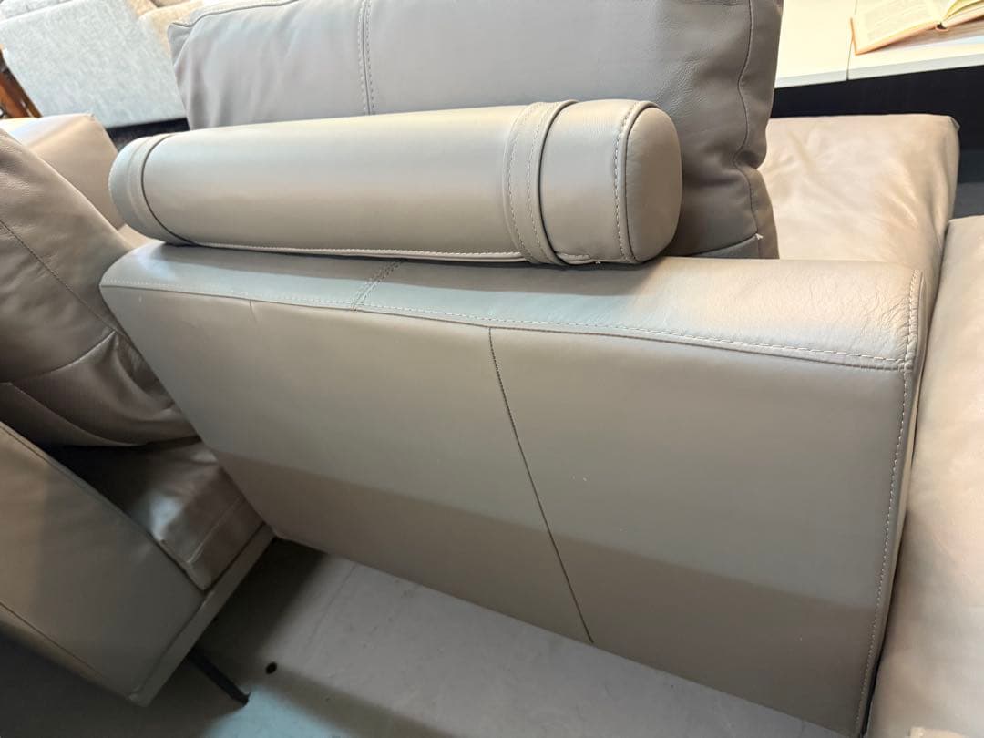 FaBRiCa 本革ソファ　IDC大塚家具　グレーソファ