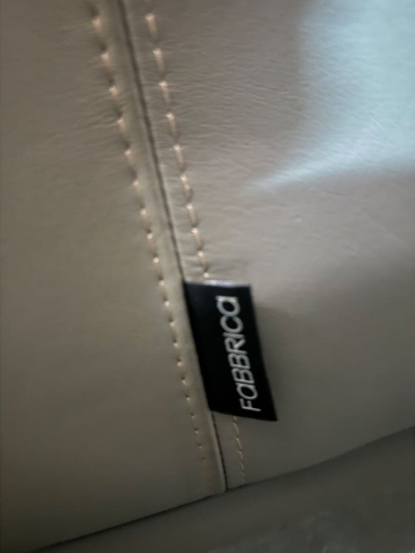 FaBRiCa 本革ソファ　IDC大塚家具　グレーソファ