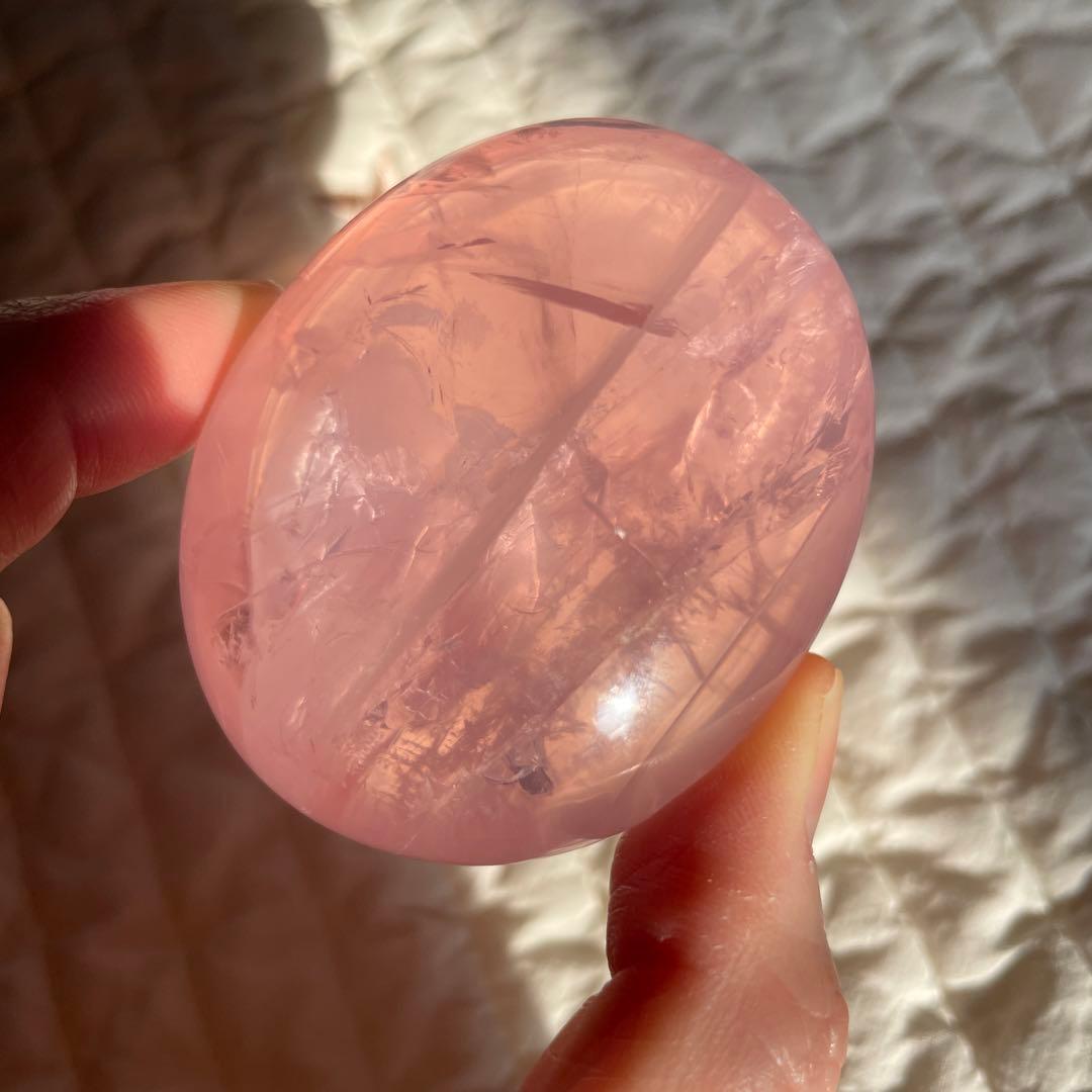 マダガスカル産　ローズクォーツ　パーム