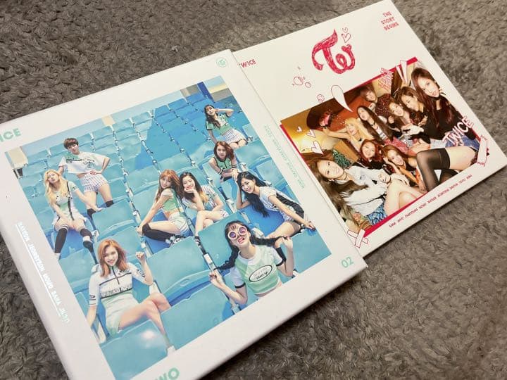 TWICE アルバム　トレカ　限定グッズ　バラ売り不可