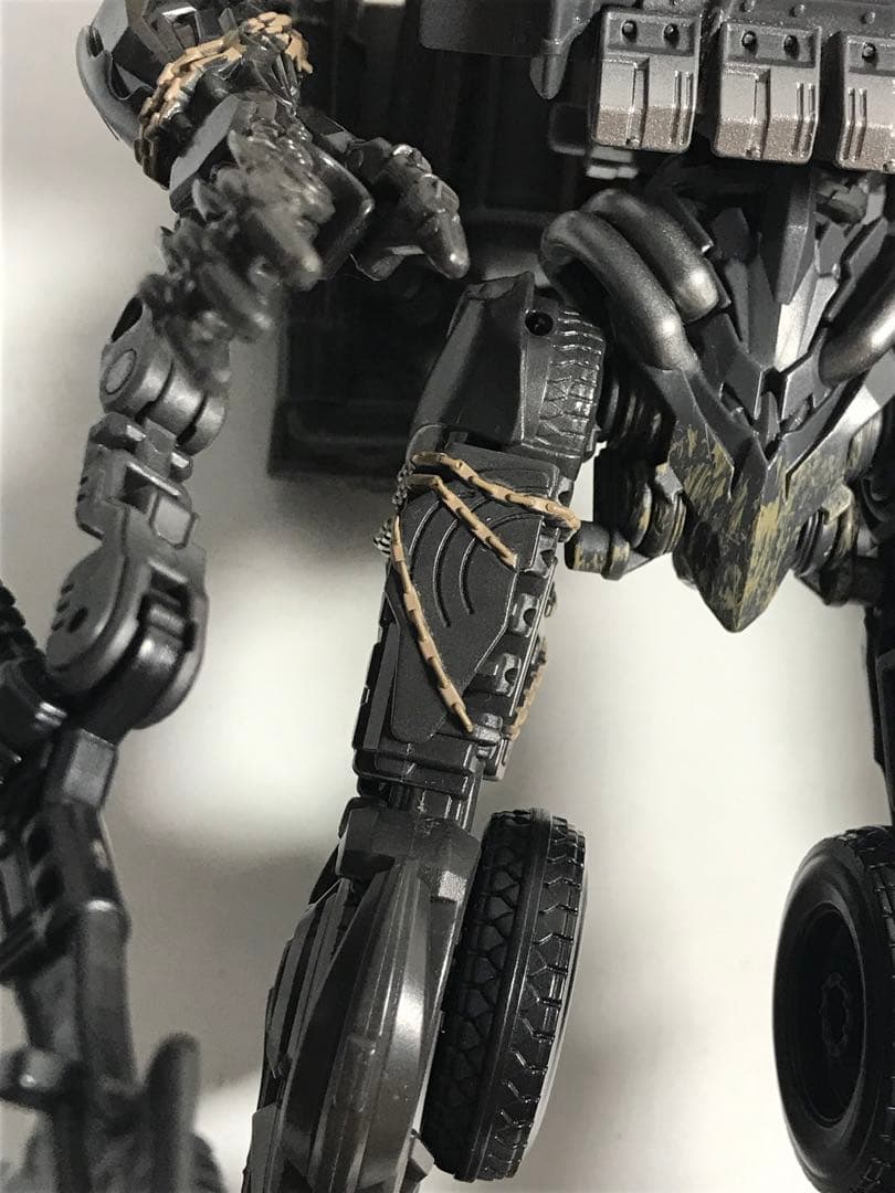 トランスフォーマー　スカージ　SS-109 ビースト覚醒 スタジオシリーズ