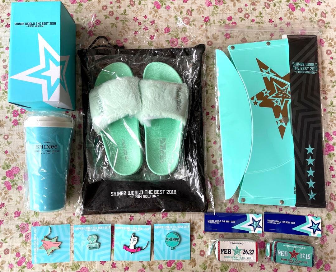 SHINee ＊ シャイニー WORLD THE BEST 2018 グッズ