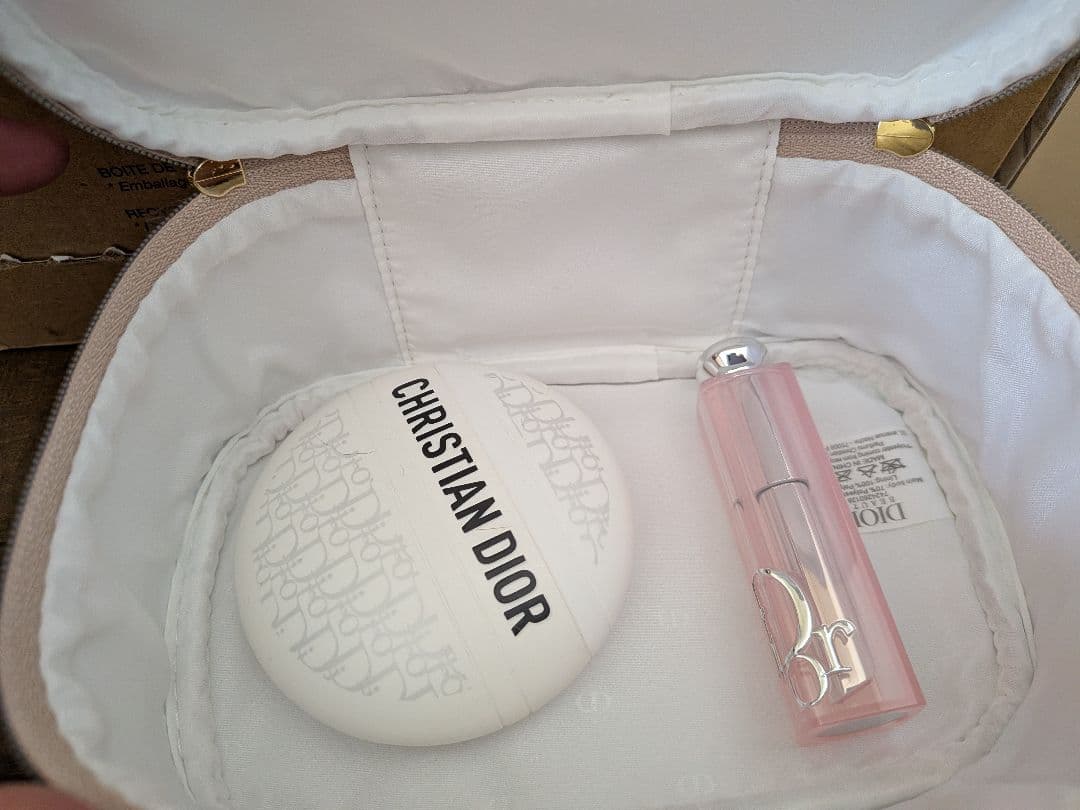 ◯Dior ディオール ビューティー＆ケア セット 2025ホリデーと タオル◯