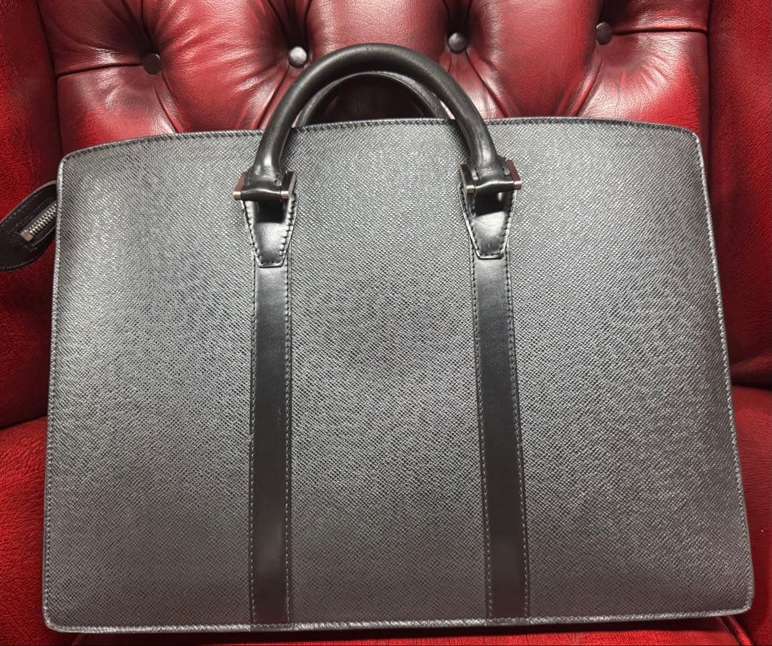 即決価格SALE！ルイビトン　タイガーブリーフケース黒