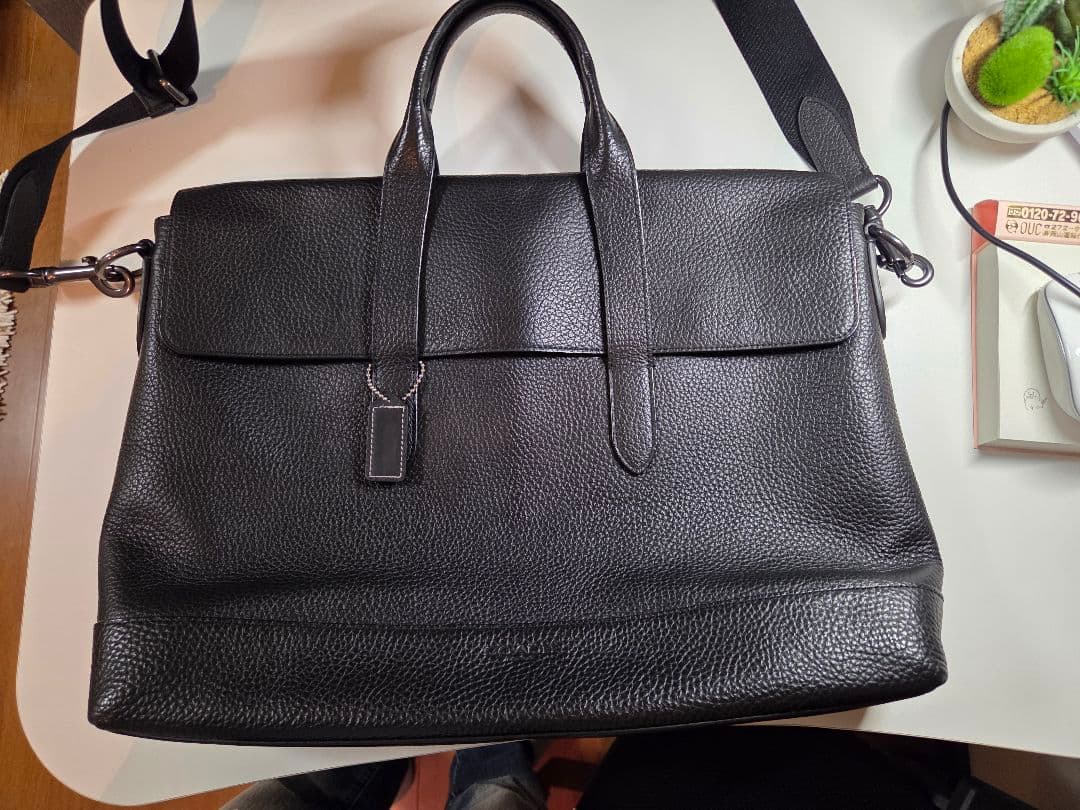 リ*マ様 COACH 　コーチビジネスバッグ　ショルダーストラップ付き　ブラック