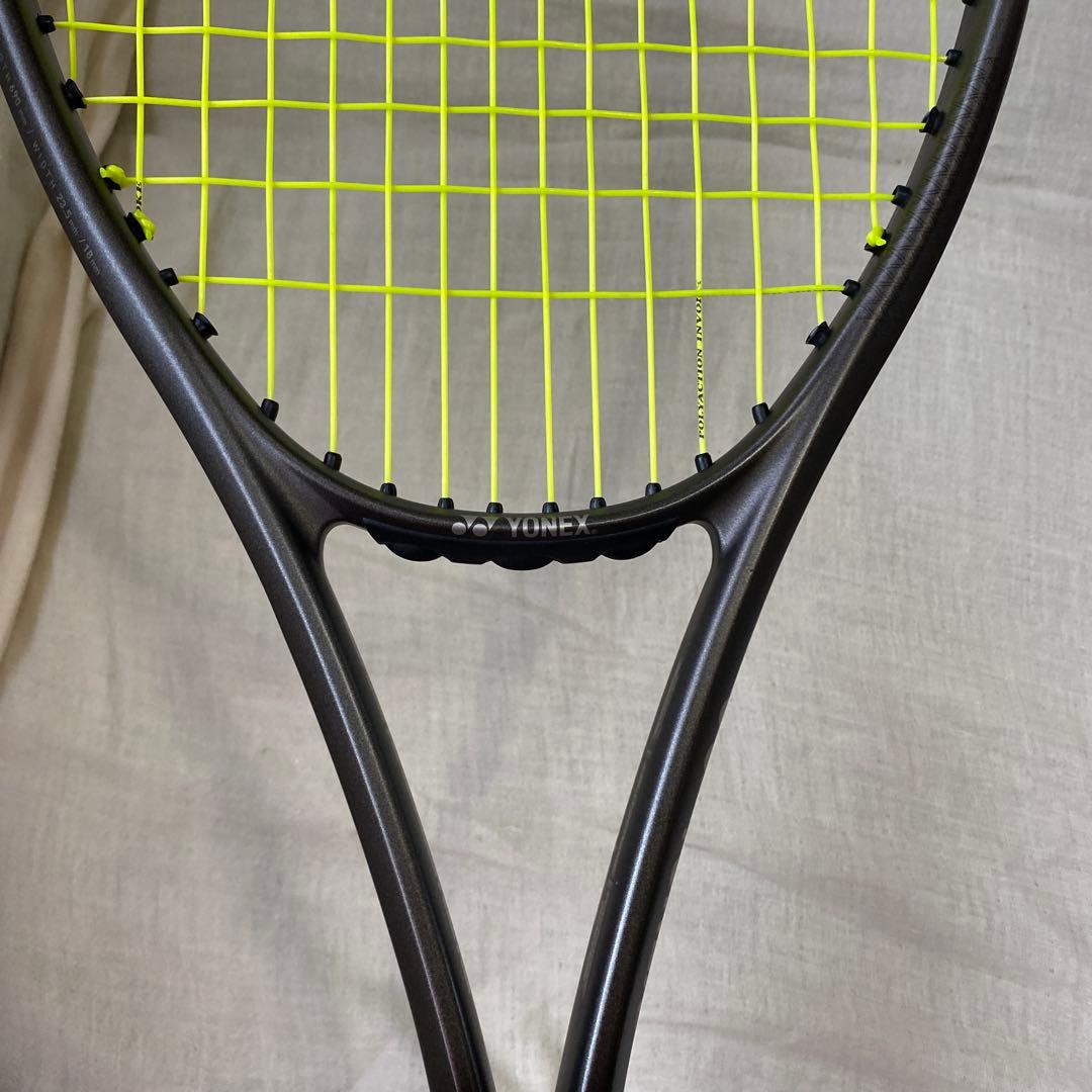 ボルトレイジ8s テニスラケット 日本製 25-55 lbs