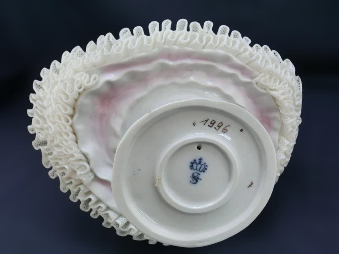 『ジッツェンドルフィン』レース・フィギュリンH.24cm