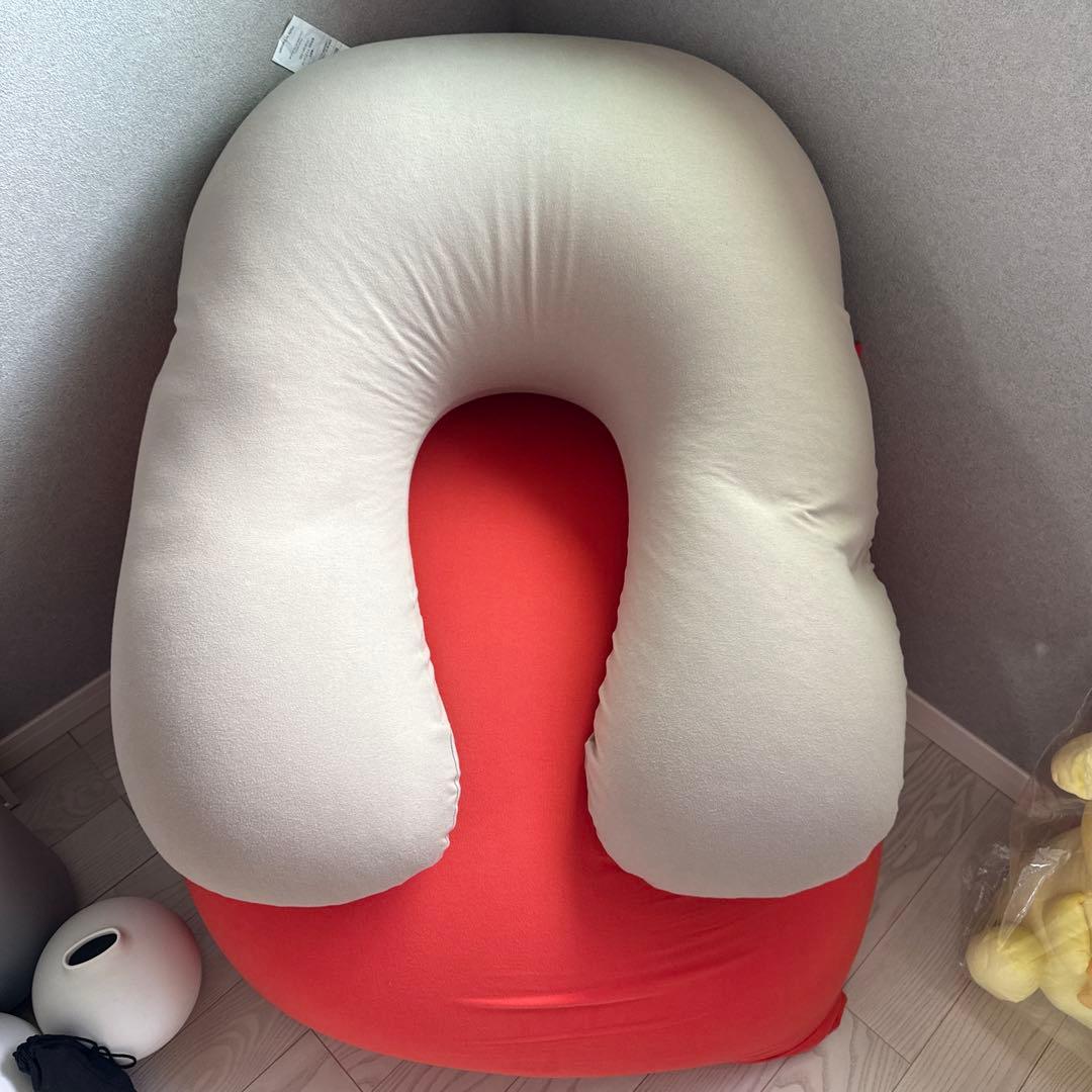 U字型ビーズクッション オレンジとクリーム色