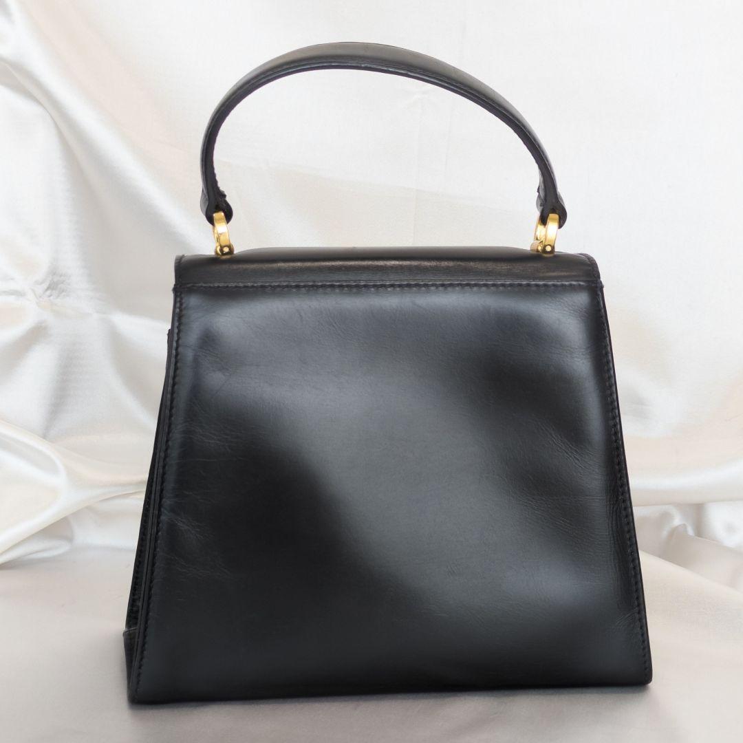 【美品】 Ferragamo ヴァラリボン ハンドバッグ 2Way パーティー