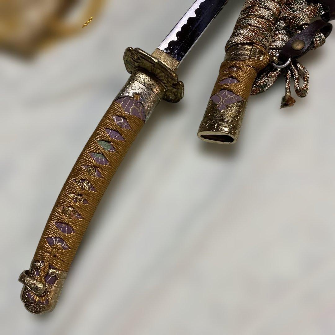 豪華版模造刀(刀袋付) 太刀造り 金茶柄 太刀型金鍔 金呂鞘