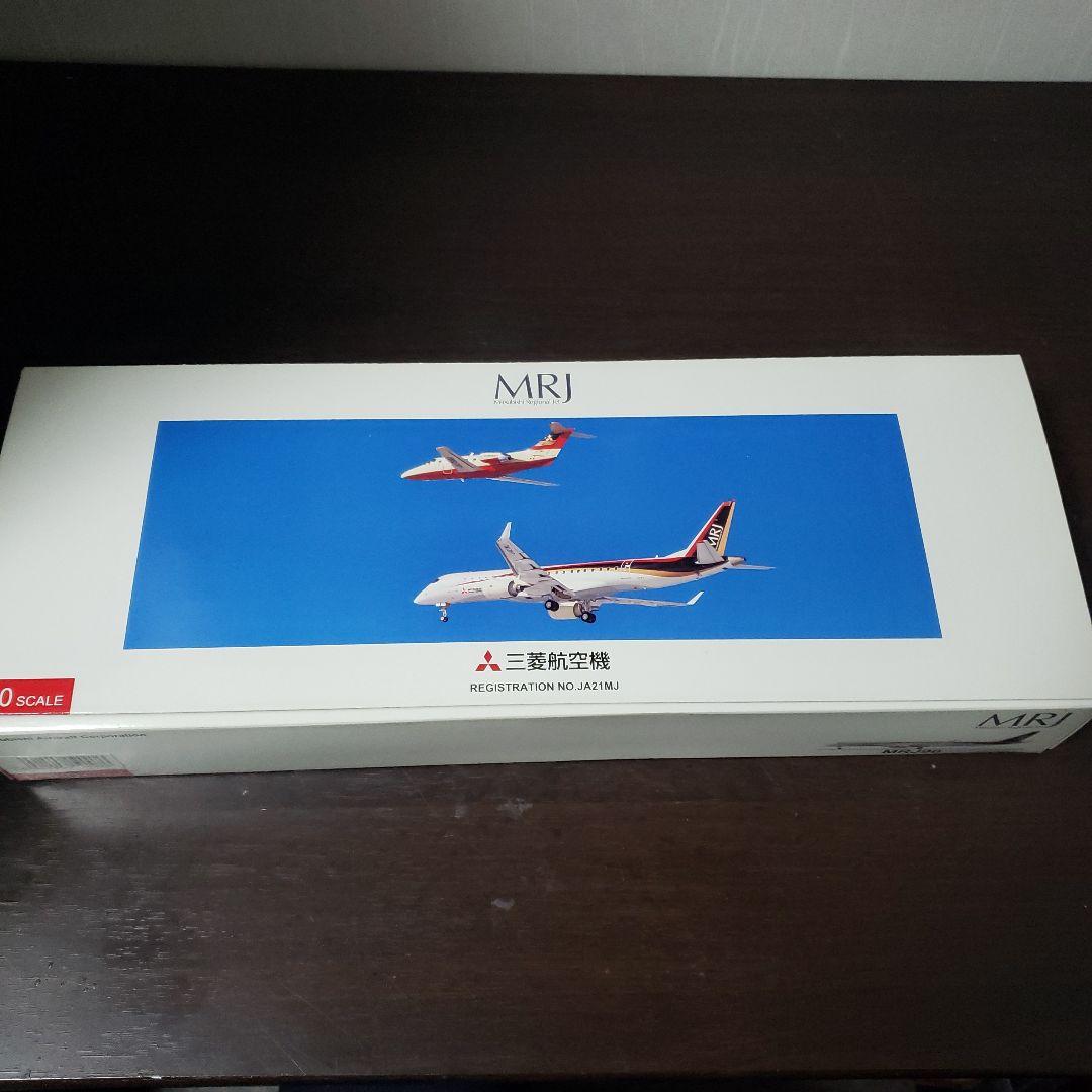 航空機・ヘリコプター 1/100 MRJ 90