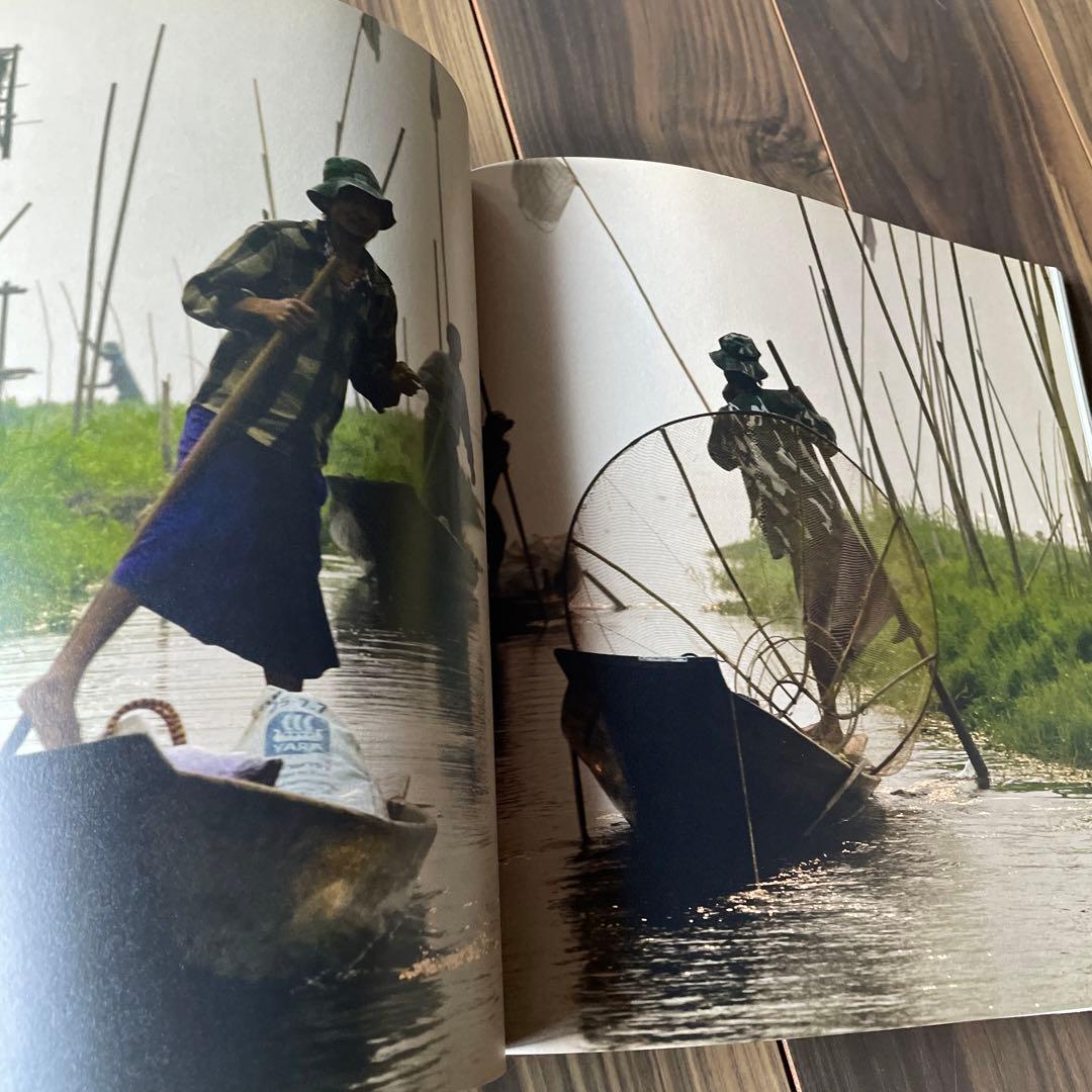 アート・デザイン・音楽 The Lotus Flower: A Textile Hidden in