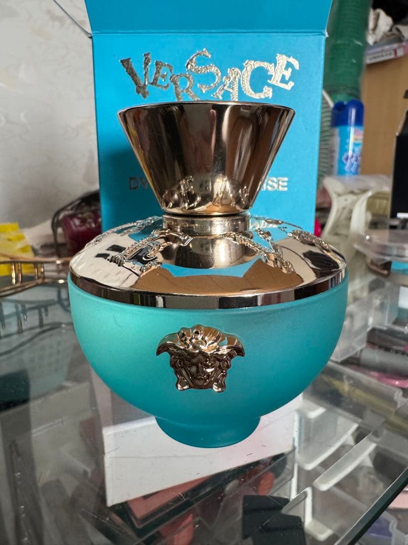 Versace　ディランターコイズ　100ml