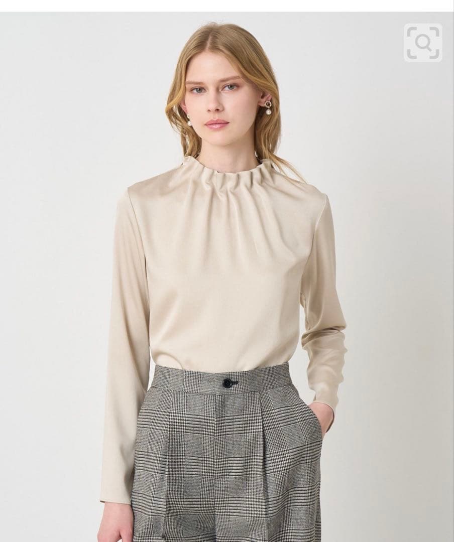 アナイ(ANAYI)サテン長袖シャツ　今期未使用