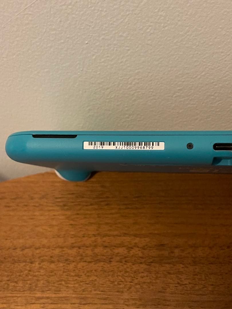 Nintendo switch lite 本体　ニンテンドースイッチライト本体