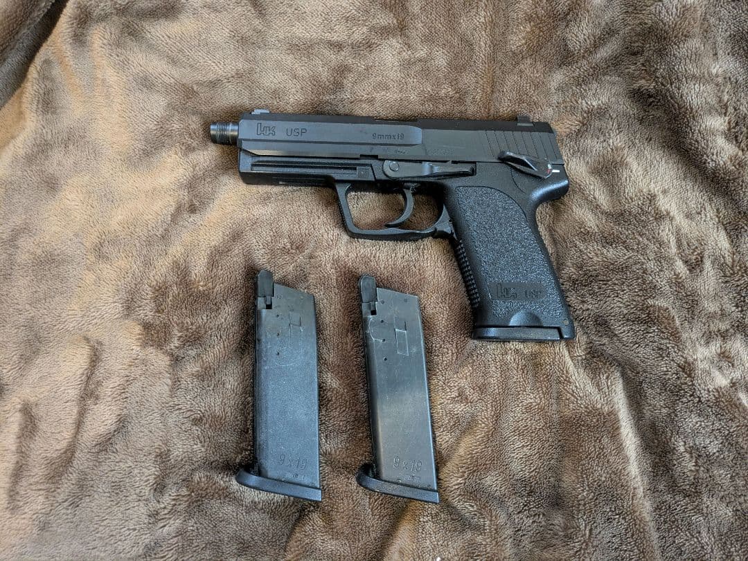 東京マルイ USP マガジン2本（計３本）付き