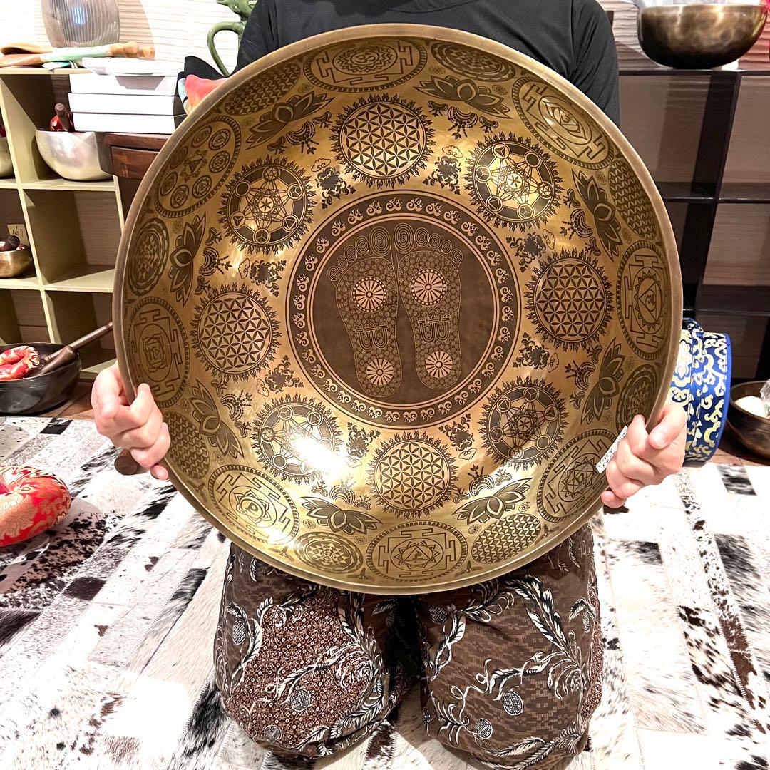 超特大スーパーファインアートボウル 50cm A音 シンギングボウル【SALE】