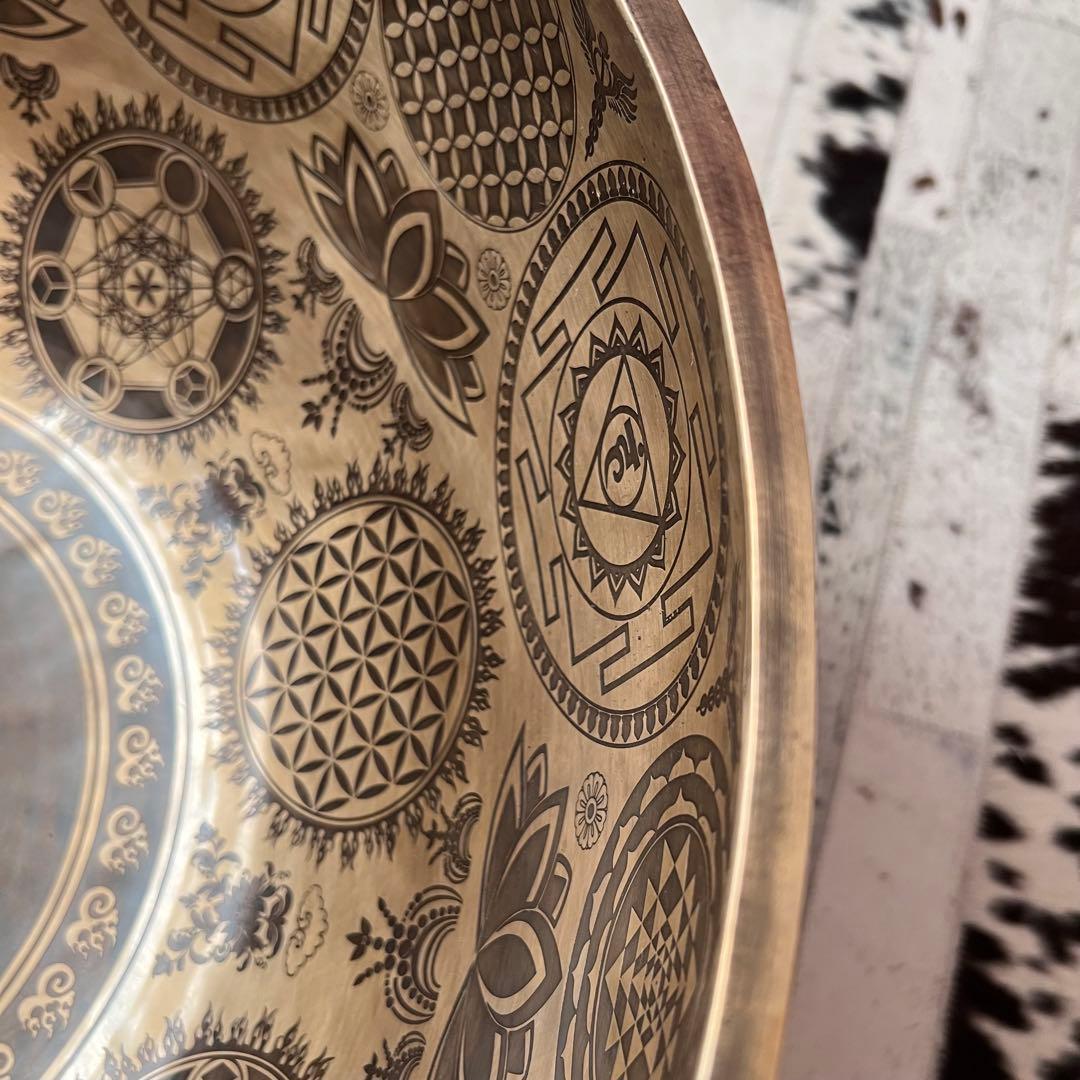 超特大スーパーファインアートボウル 50cm A音 シンギングボウル【SALE】