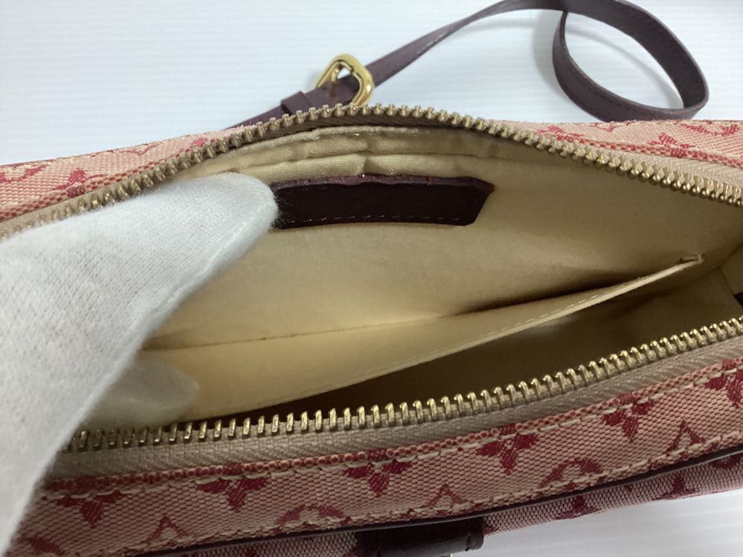 ルイヴィトン　ショルダーバッグ　モノグラムミニ　ジュリエット　キャンバス