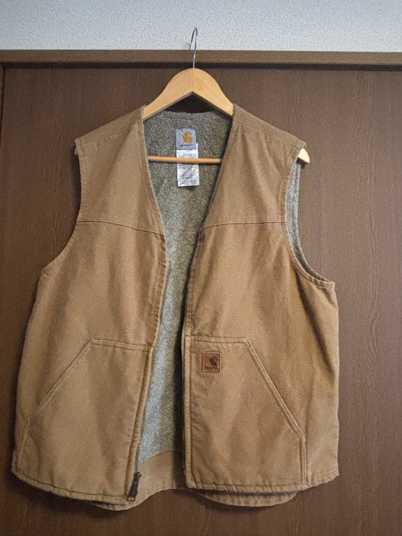 Carhartt ブラウン ダッグベスト