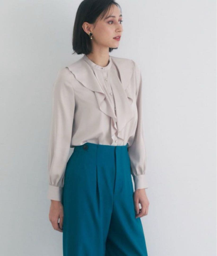 【780】新品　アナイ　サテンアムンゼンフリル ブラウス　ライトベージュ　36