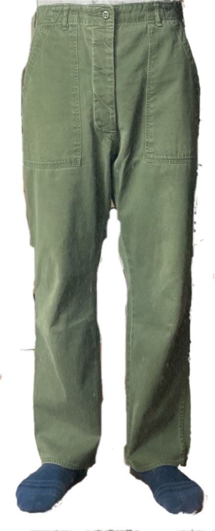 60s US ARMY OG107 ベイカーパンツ　着画あり