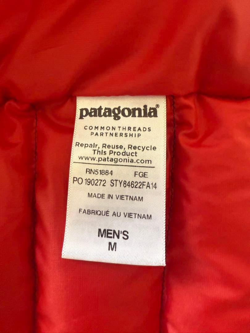 美品 Patagonia パタゴニア ダウンベスト サイズM グレー　廃盤