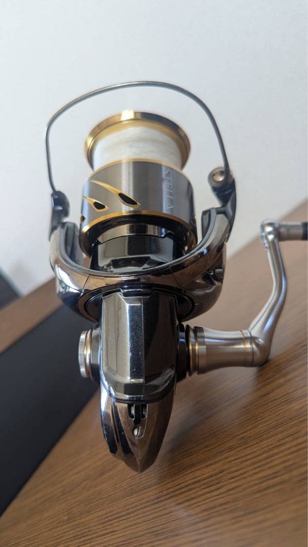 SHIMANO STELLA 4000スピニングリール