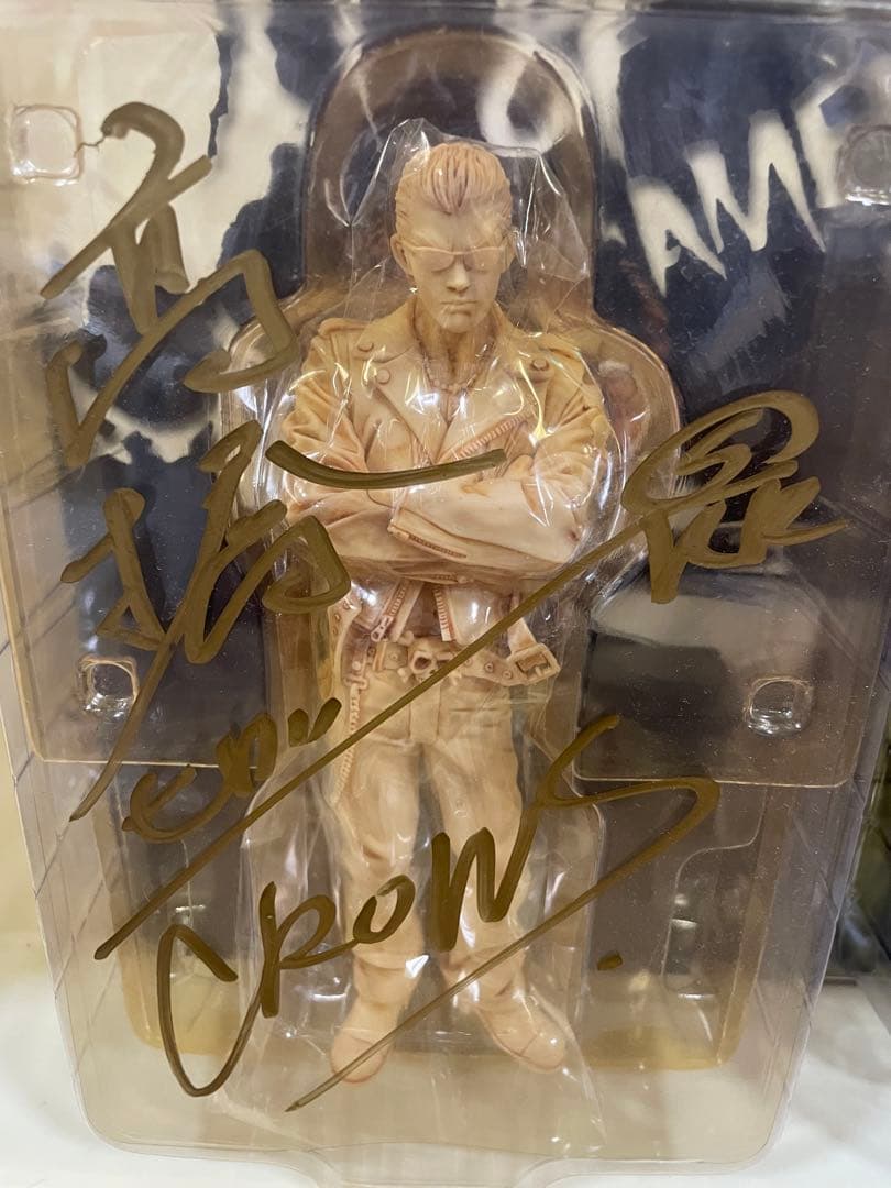 激レア　クローズ　武田好誠　2体 非売品カラー版　サイン入り　黒ボア　ダイブ