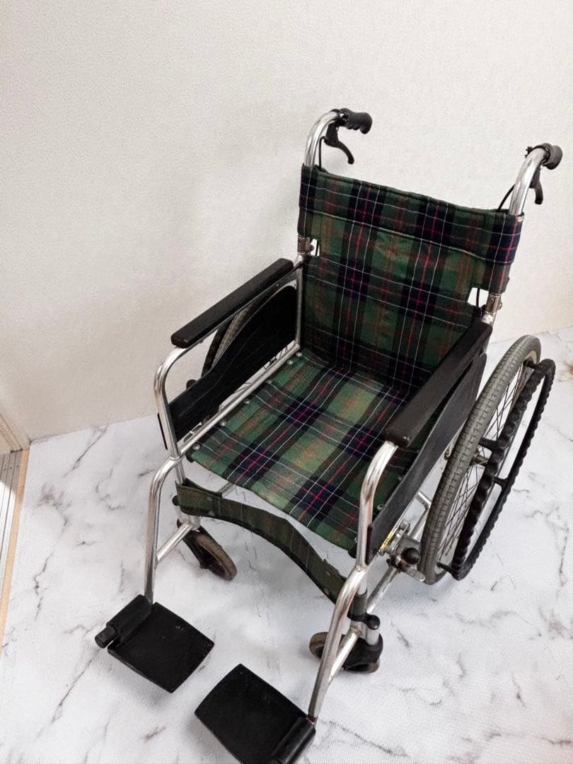 松永製作所　自走用車椅子 ブレーキ付き　介護　折り畳み可能