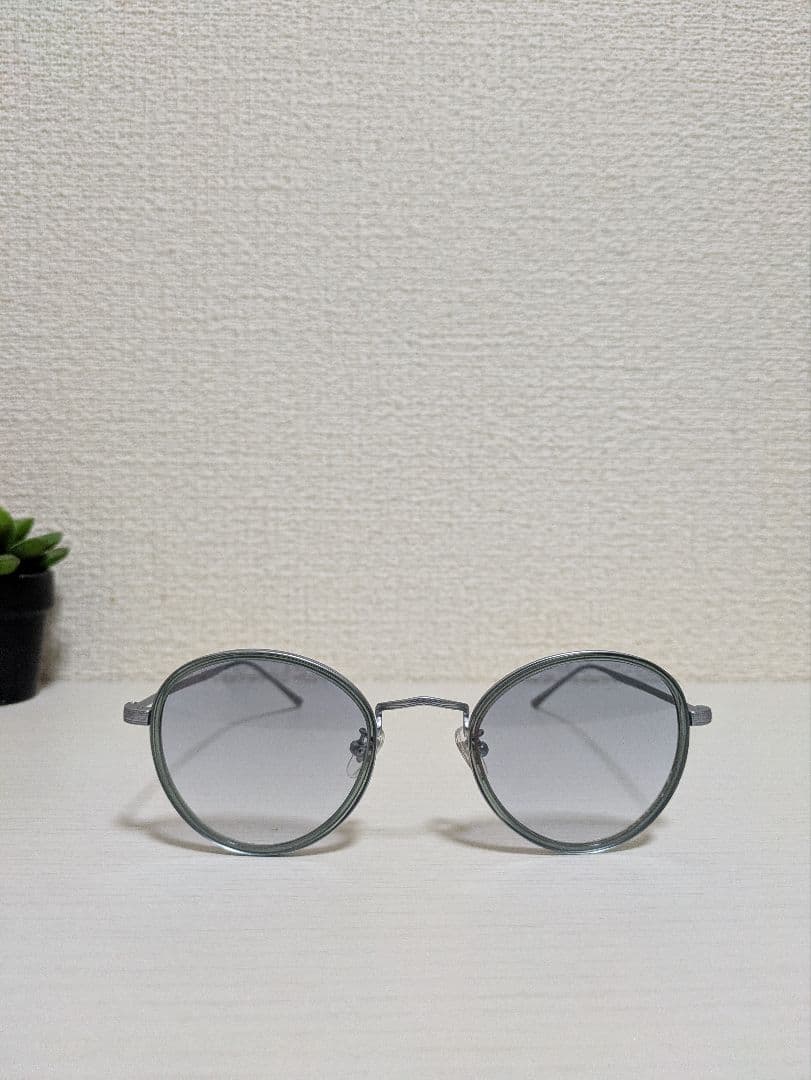 新品未使用 オリバーピープルズ サングラス Marret チタン 日本製シルバー