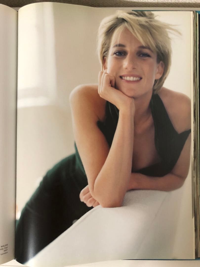 MarioTestino Portraits マリオ・テスティーノ写真集