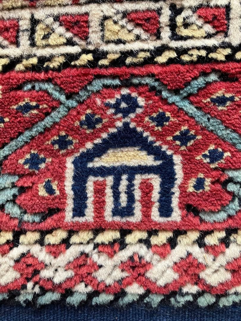 【リボン】トルコ　ヴィンテージ　カイセリキリム　ラグ