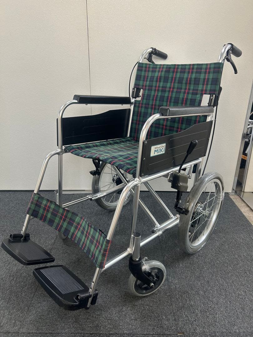 訳あり特価品　ミキ　介助式車椅子　【名称/型式】 エムワン MPC-46JD