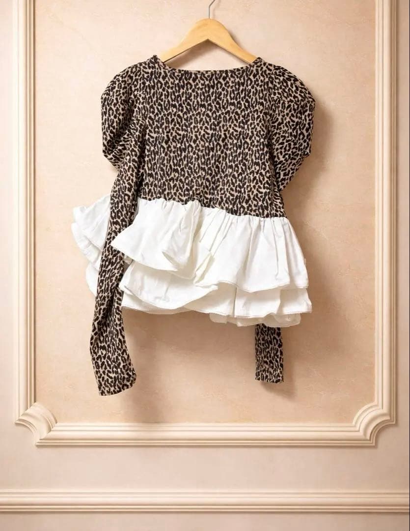 Bibiy. EFFIE PEPURAMU LEOPARD TOP ビビィ