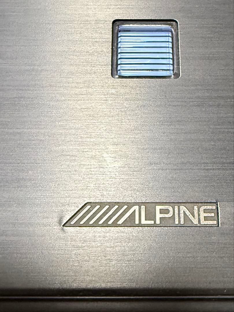 ALPINE MRV-F300 アンプ 本体