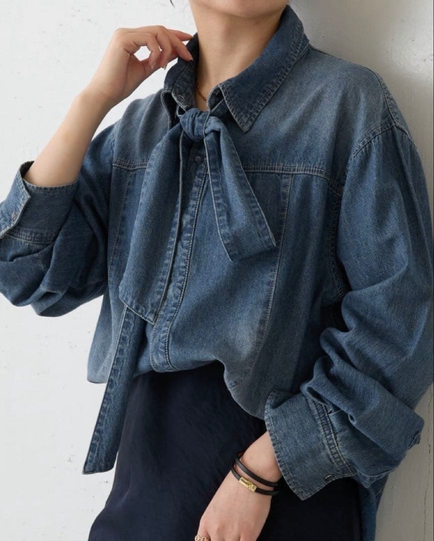 コラージュガリャルダガランテ　ボウタイデニムシャツ