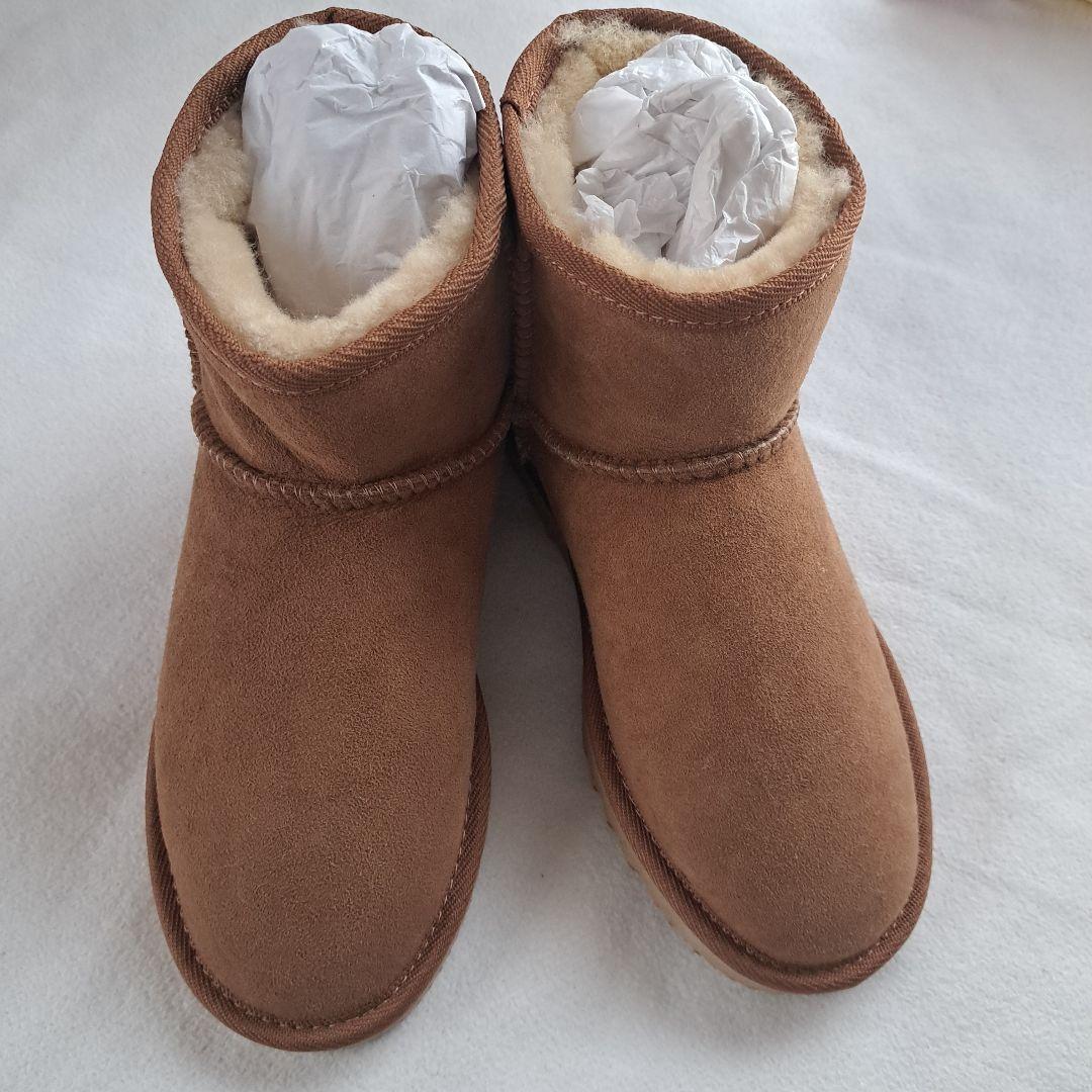 週末値下げ未使用 UGG ムートンブーツ キャメル