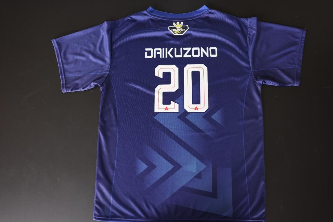 NECレッドロケッツ　大工園選手　サイン入りユニフォーム　サイズXL