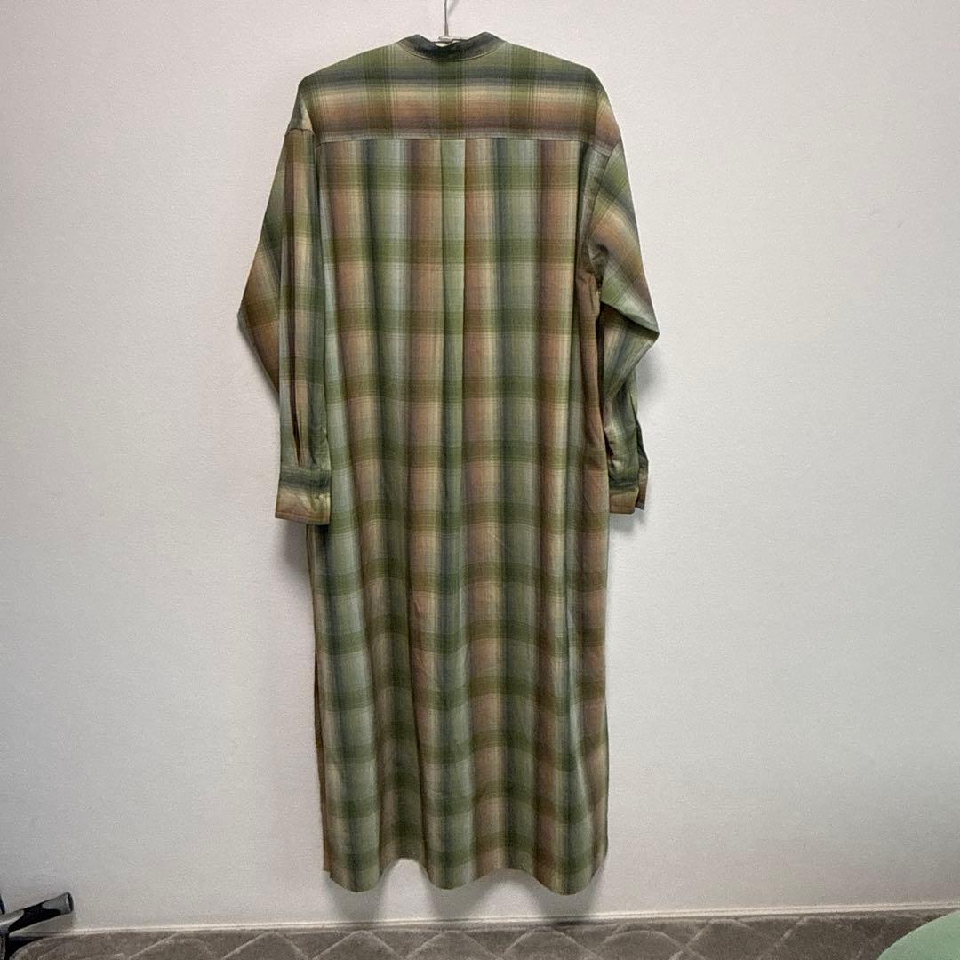 緑系チェック柄ロングシャツワンピース　AURALEE