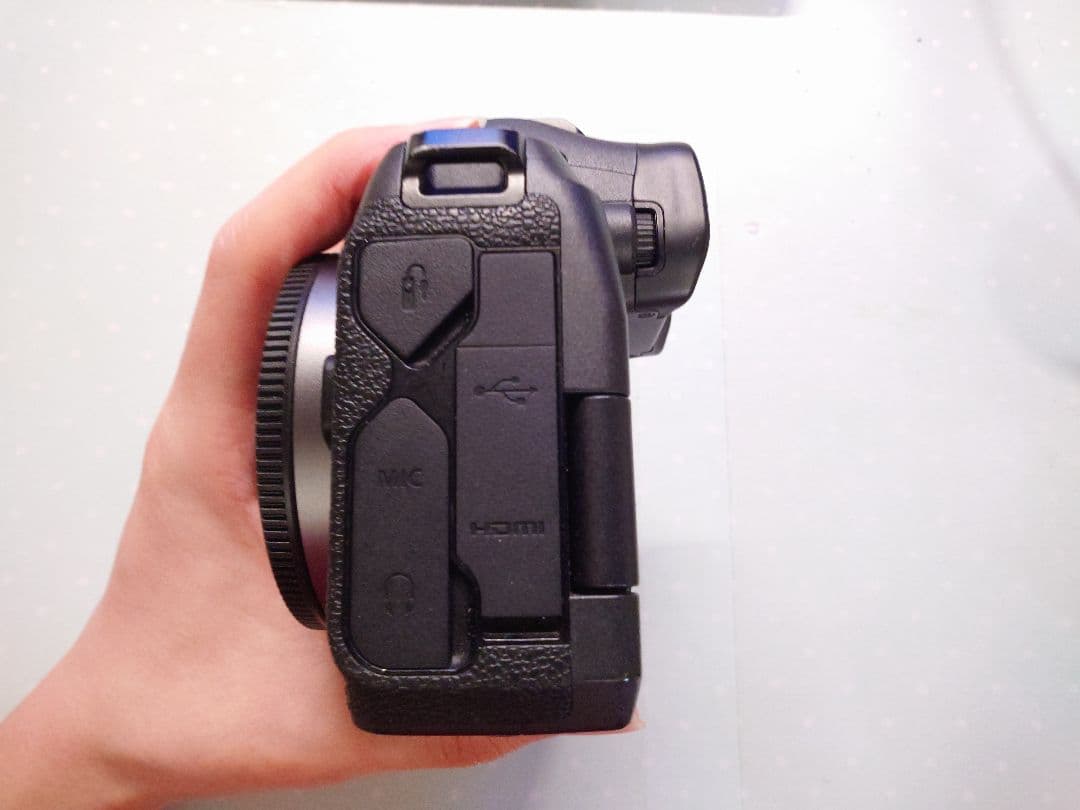 Canon EOS R ボディ
