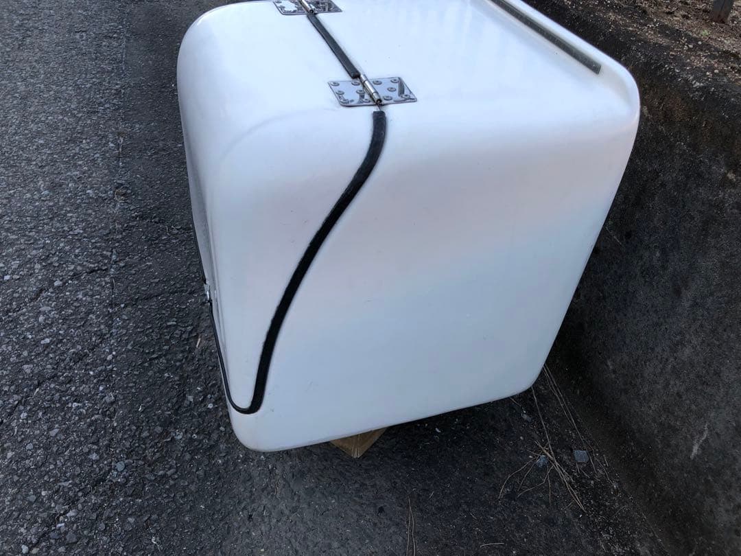 デリバリーボックス　ジャイロキャノピー