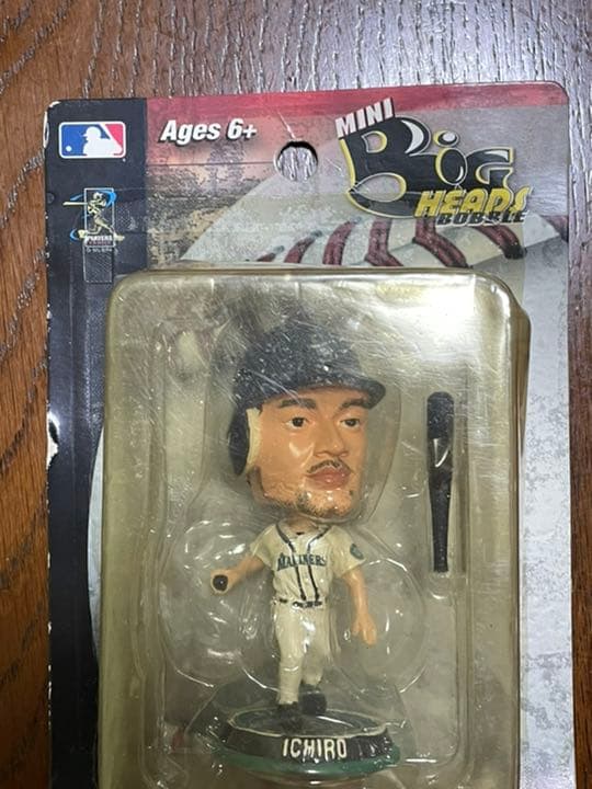 イチロー　首振りフィギュア