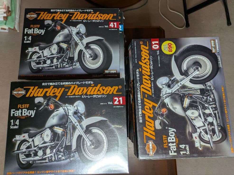 ディアゴスティーニ ハーレーダビッドソン ファットボーイ 1/4スケール