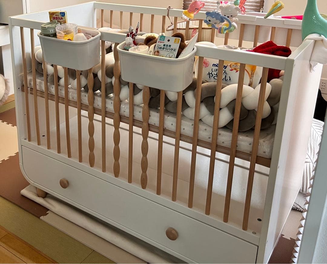 IKEA MYLLRA/ミルラ ベビーベッド 引き出し付き木製