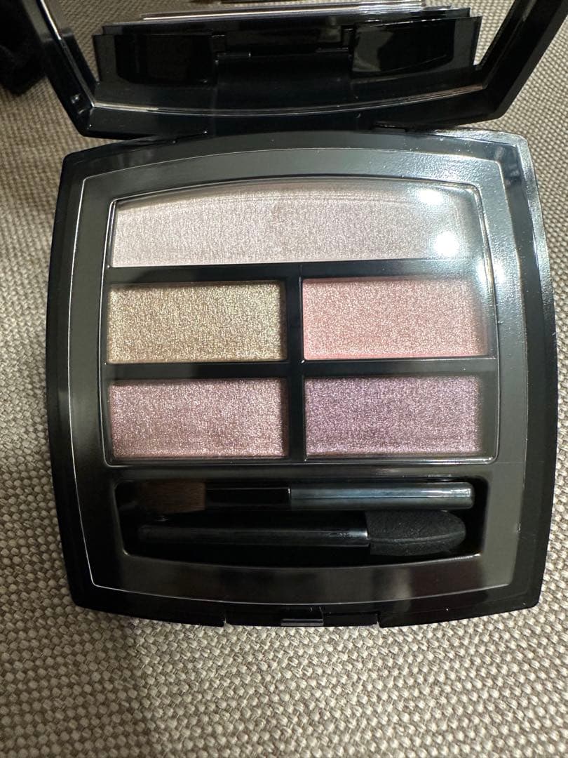 廃盤 入手困難 レ ベージュ パレット ルガール ライト CHANEL シャネル